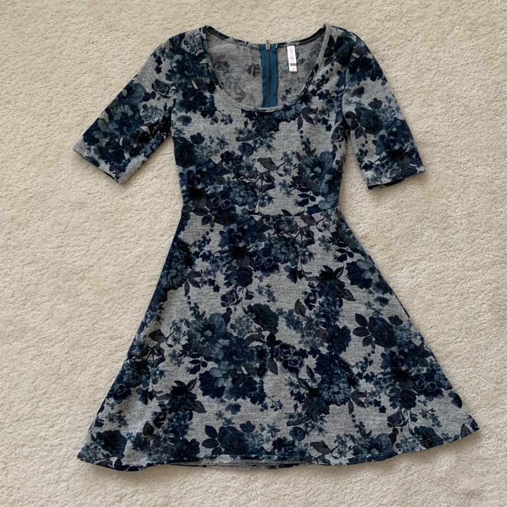 Floral dress, grey with blue floral design